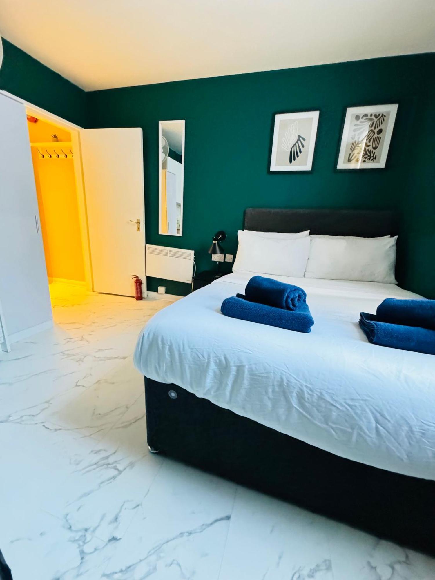 Private Studio Flat In City 1190 Londres Extérieur photo